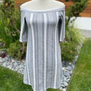 Zara trafaluc striped dress off shoulders Small